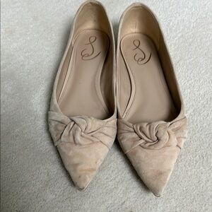 Elegant Beige Women's Flats